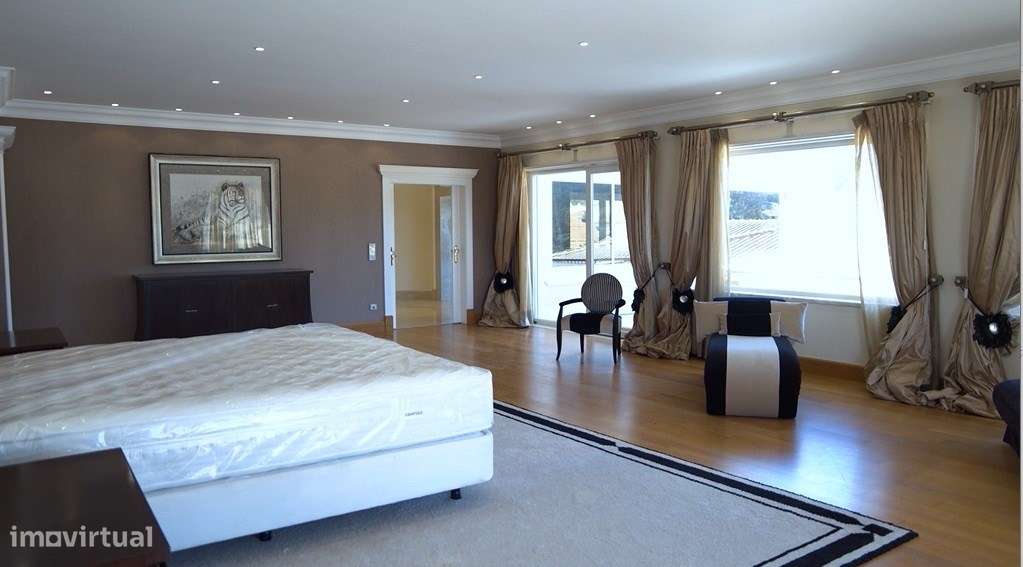 Villa exclusiva com vista para a serra de Sintra - Várzea de Sintra, S-32