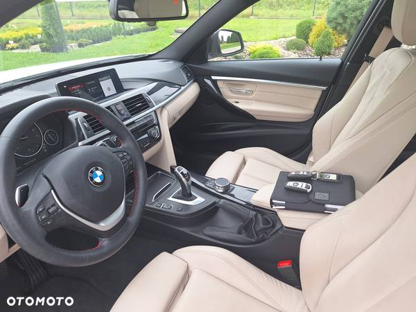 BMW Seria 3 330i xDrive Sport Line Sport - 22