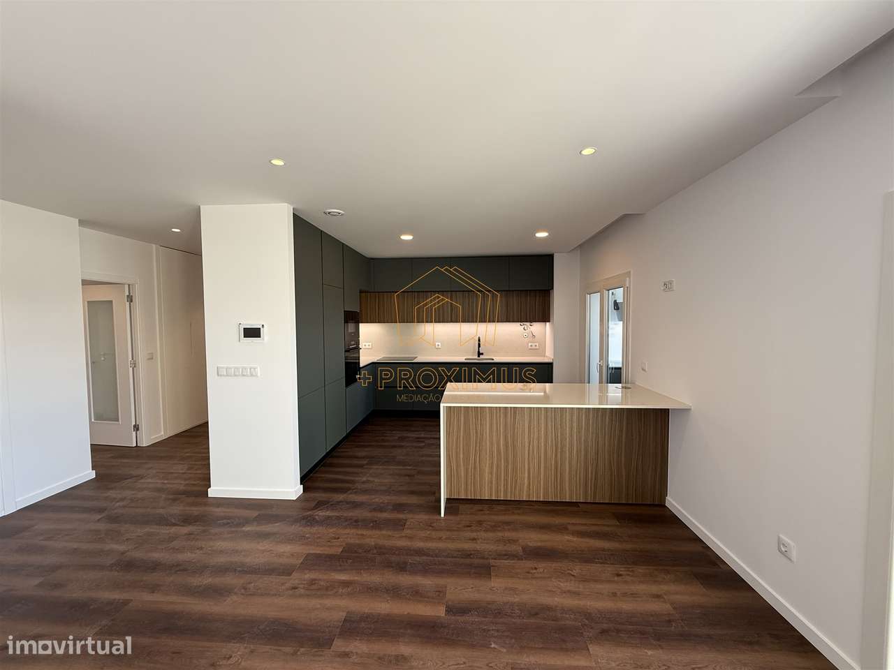 Apartamento T3 novo c/ garagem e terraço– Tavarede-18