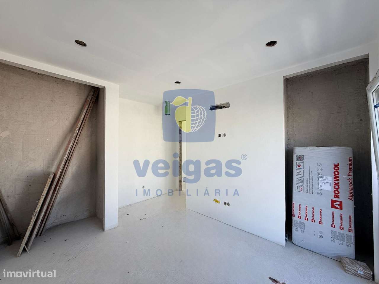 Moradia T4 com Piscina, Rooftop, Sistema VMC | Baleal – Peniche-16