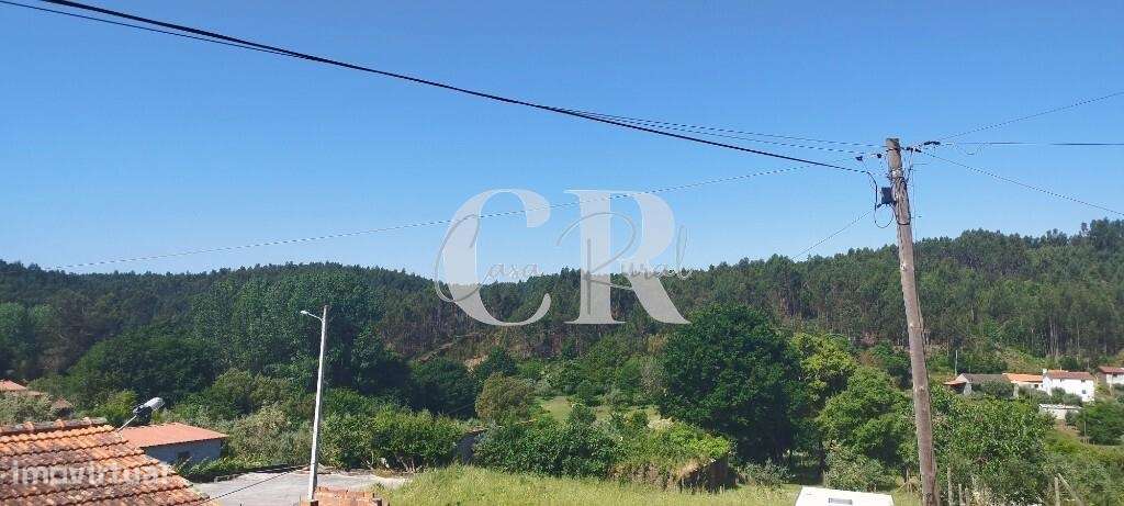 Moradia para restaurar-49