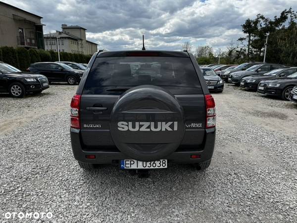 Suzuki Grand Vitara 2.4 De Luxe - 5