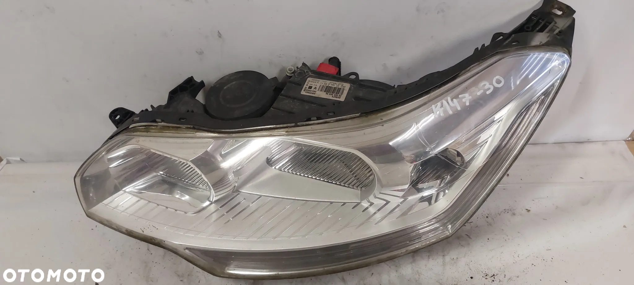 .  PRZOD PRZEDNIA LAMPA LEWA CITROEN C5 3 X7 - 2