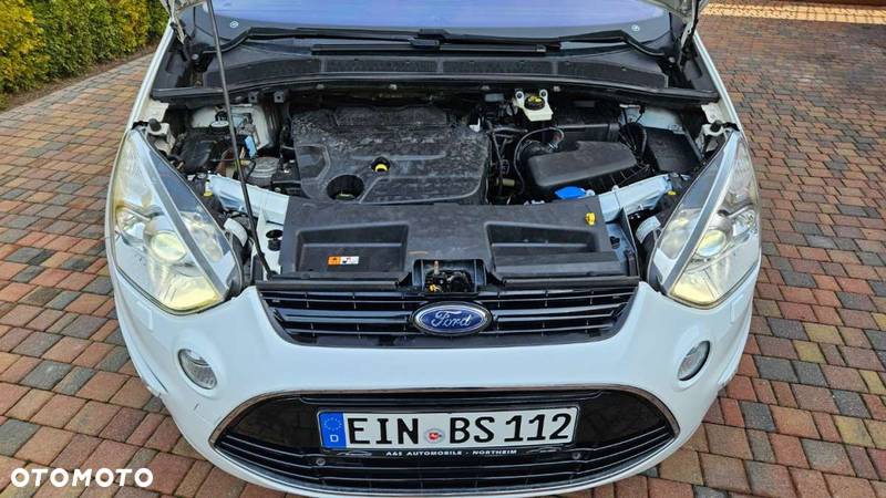 Ford S-Max 2.0 TDCi DPF Titanium X - 33