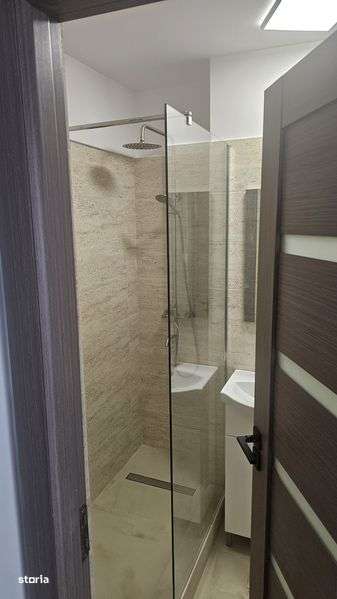 Inchiriez garsoniera - Imagine principală: 4/5