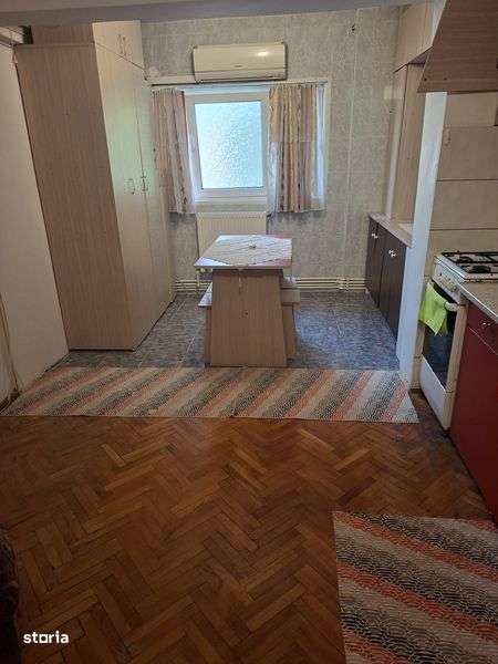 vand apartament 2 camere cofort 1 sporit - Imagine principală: 4/8