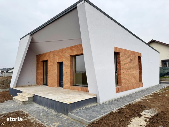 Casa individuala || 3 camere 2 bai || teren 325mp-0
