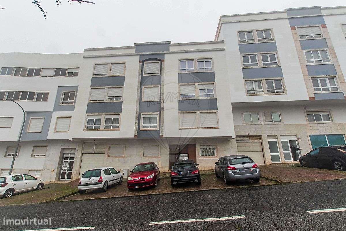 Apartamento T2 para arrendamento - Grande imagem: 2/21