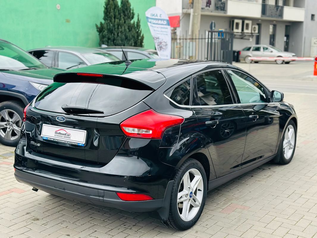 Ford Focus 1.0 EcoBoost Titanium - 3