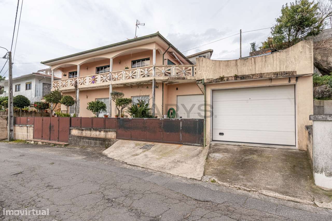 Moradia T3 - Arnoso (Santa Maria), V. N. Famalicão-0