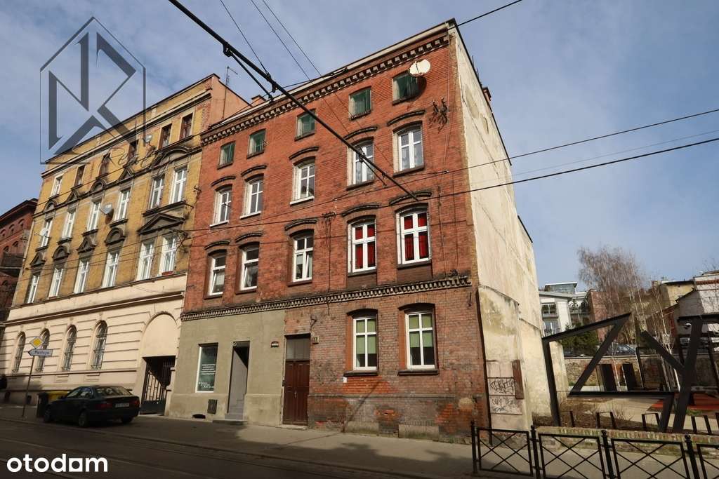 Kawalerka w dobrej cenie! Bytom-Centrum-Katowicka!-0