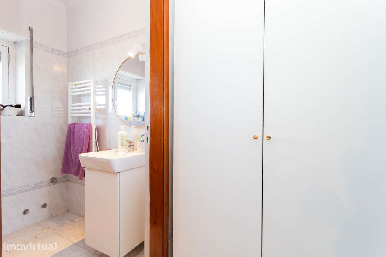 Andar de Moradia T4  com jardim - Zona Premium de Alcabideche-23