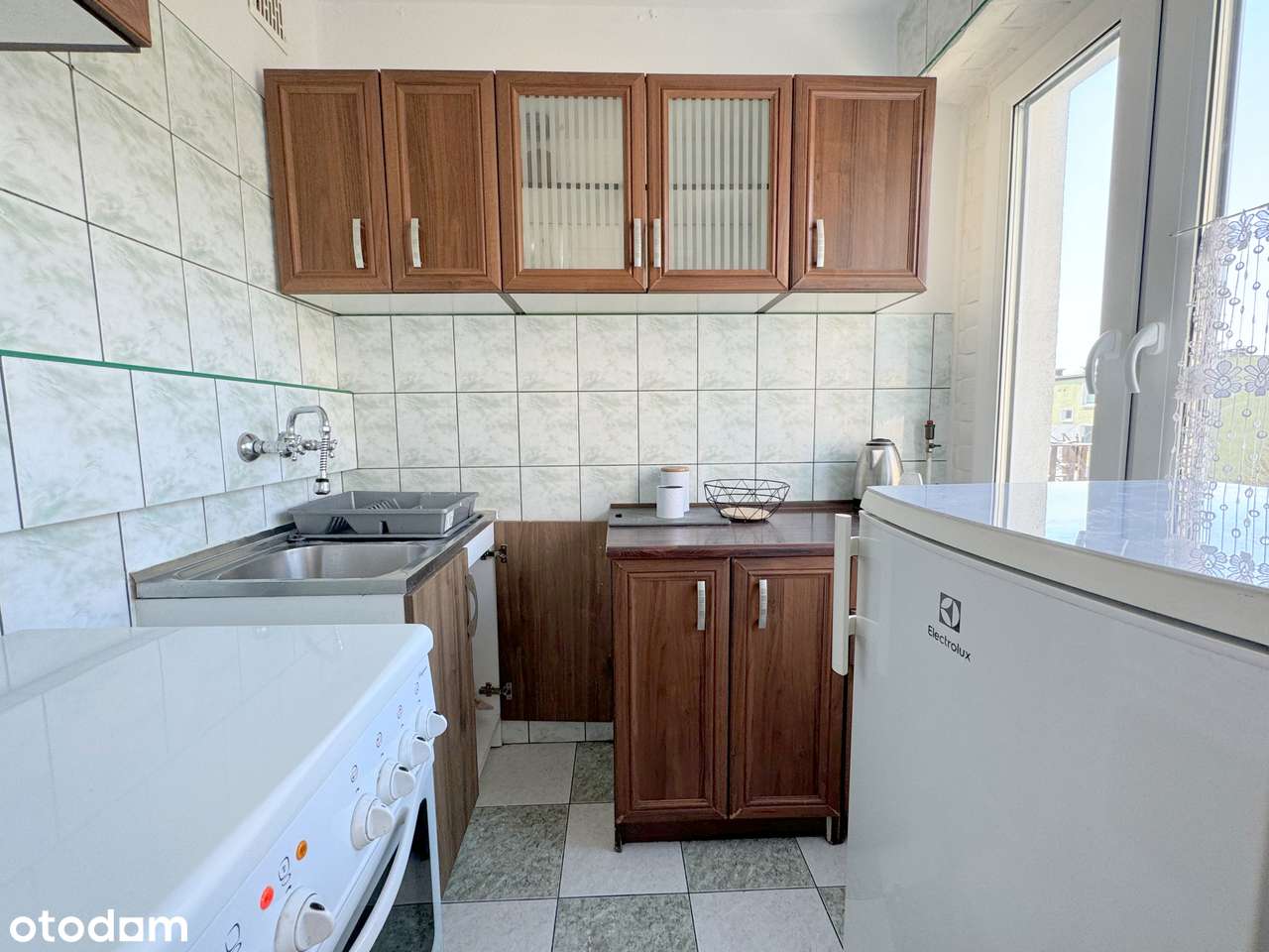 Spółdzielcze/BARDZO SŁONECZNE/wolne od zaraz! NISKI CZYNSZ!-2