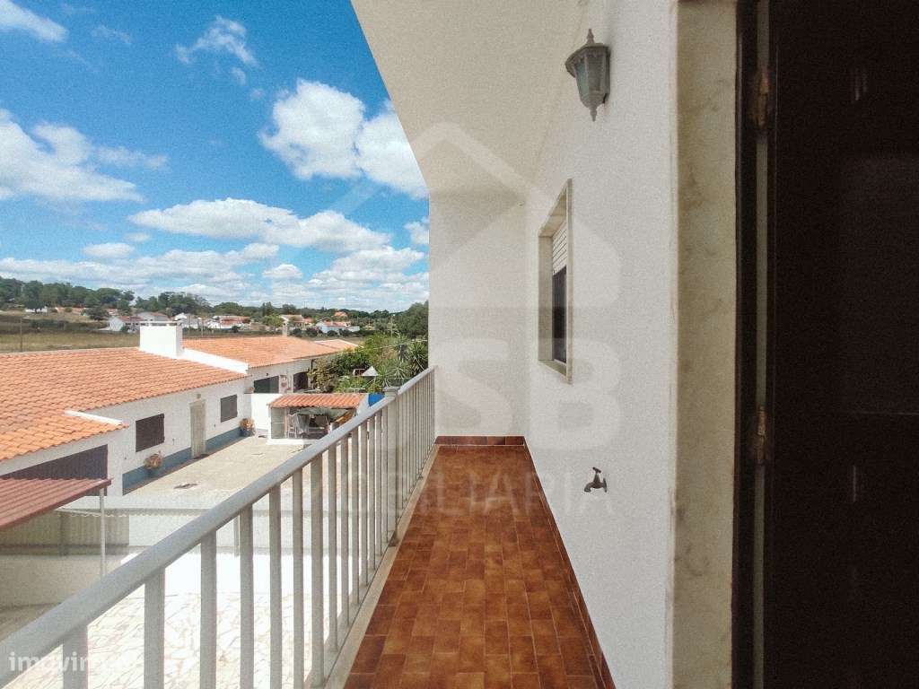 Moradia à Venda em Coruche - Valor Negociável-15