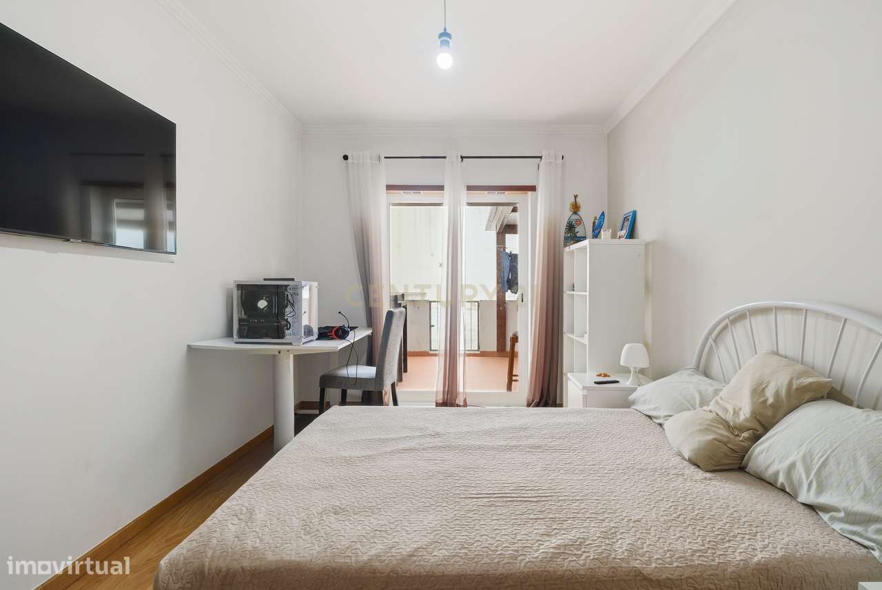 Apartamento T3 com terraço e churrasqueira – Merceana, Alenquer-18