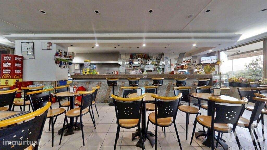 Loja / Estabelecimento Comercial em Mafamude e Vilar do Paraíso de 95, - Grande imagem: 5/24