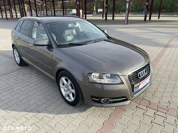 Audi A3 1.6 TDI Sportback Ambiente - 7