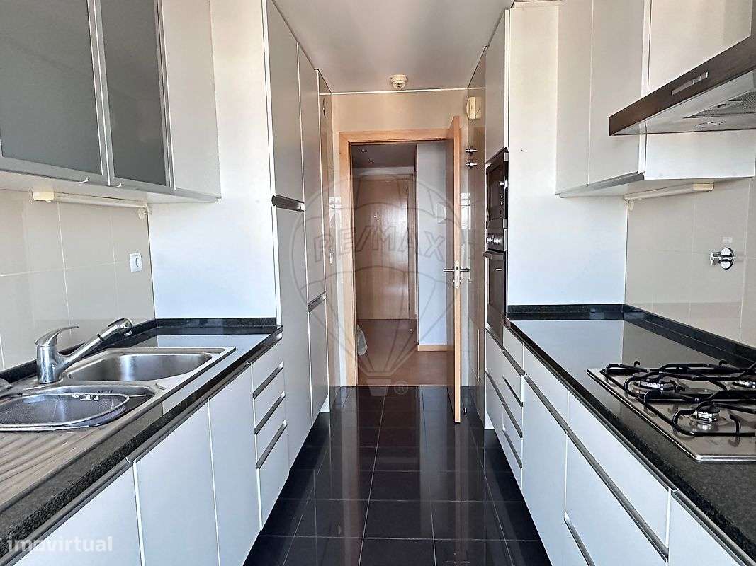 Apartamento T2 para arrendamento - Grande imagem: 4/14