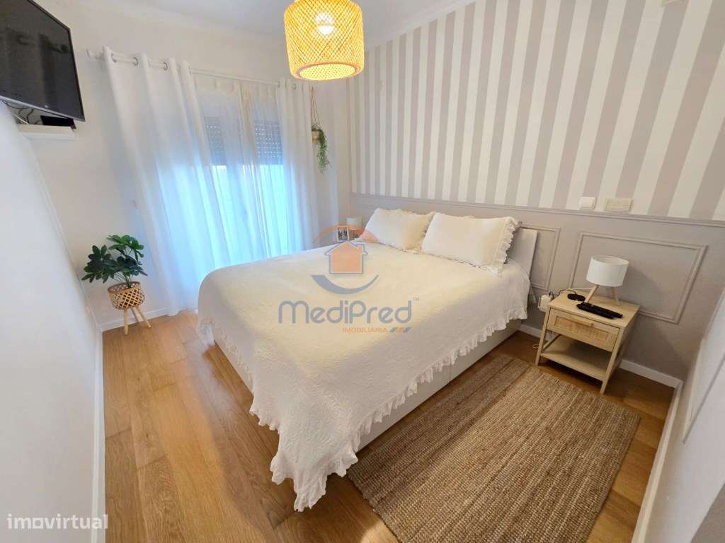 Apartamento T3+1 c/ 1 Parqueamento | Jardim da Amoreira, Ramada - Grande imagem: 2/36