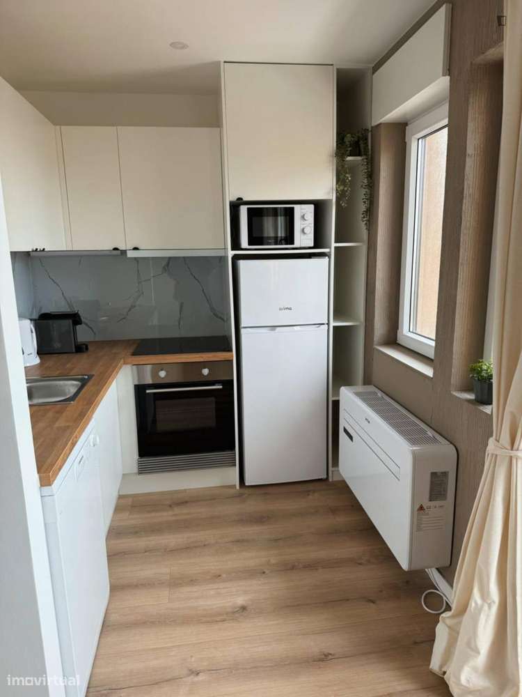 Apartamento com 1 quartos - localizado em Sé Porto - Grande imagem: 3/8