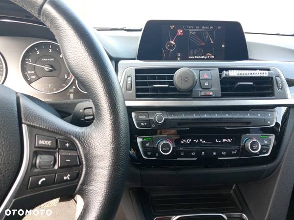 BMW Seria 3 320d Luxury Line - 14