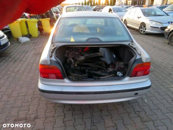 BMW 5 E39 SEDAN 2000 354 2.0 D M47 136KM S5D280Z THCM SREBRNY TITANSILBER na części - 4