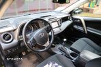 Toyota RAV4 2.0 D-4D Premium - 16