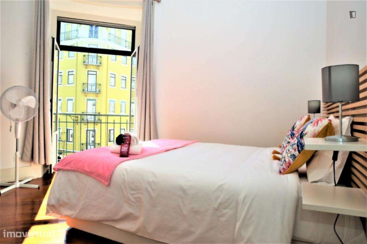 Quarto - localizado em Arroios Lisbon - Grande imagem: 2/10