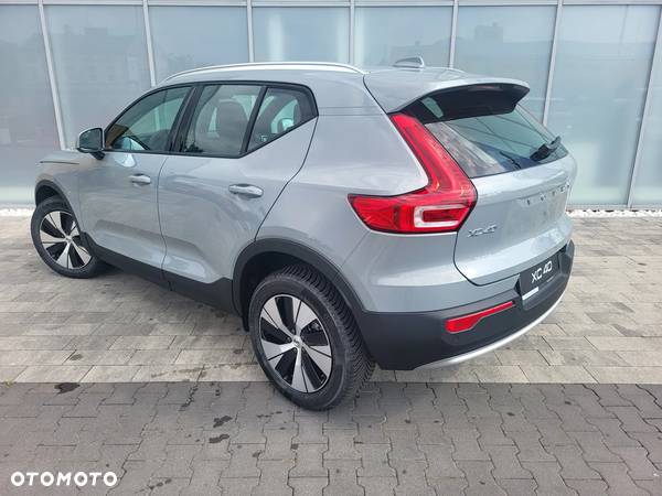 Volvo XC 40 B3 Essential - 16