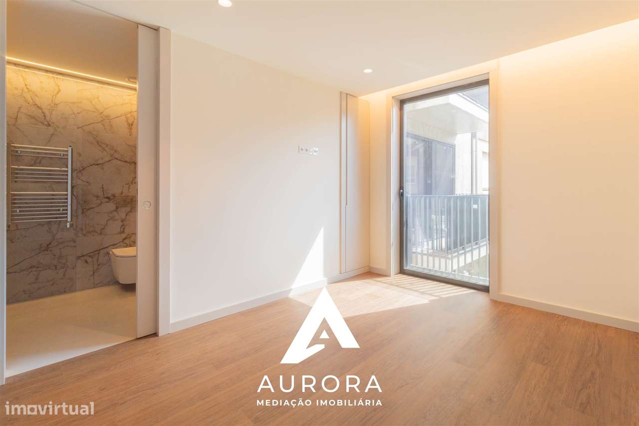 Apartamento T2 nascente/sul a 100 metros da praia de Espinho-21