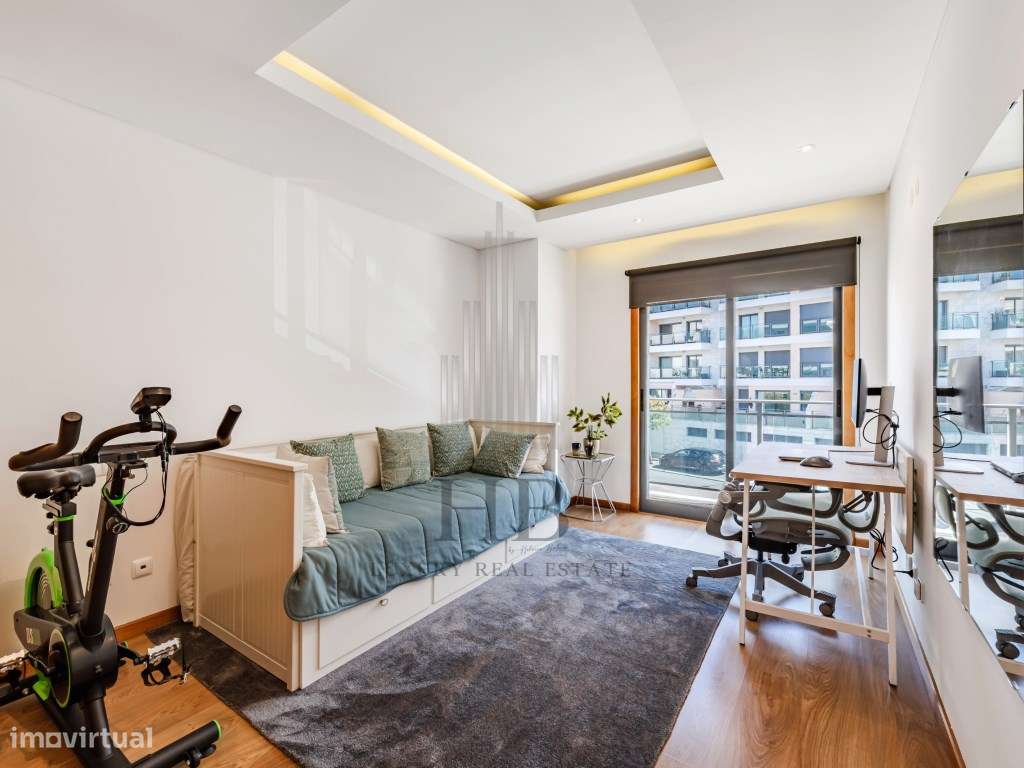 Apartamento T4 nos Terraços do Marquês c/ Garagem | Oeiras-27