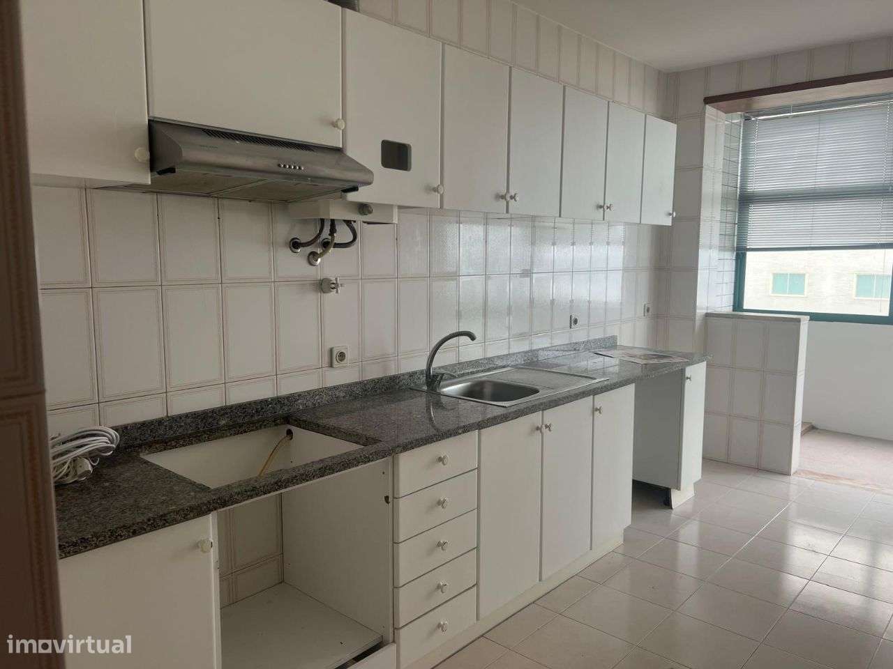 Apartamento t2+1 em frente ao mar - Grande imagem: 4/21
