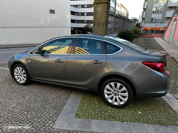 Opel Astra 1.4 T Selection GPL - 4