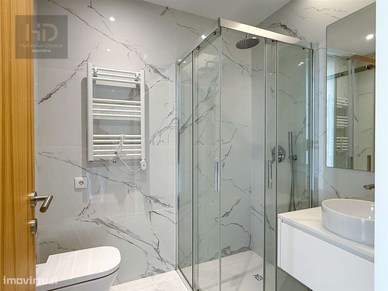 Apartamento T2 de luxo com vista mar e rio em Canidelo-27