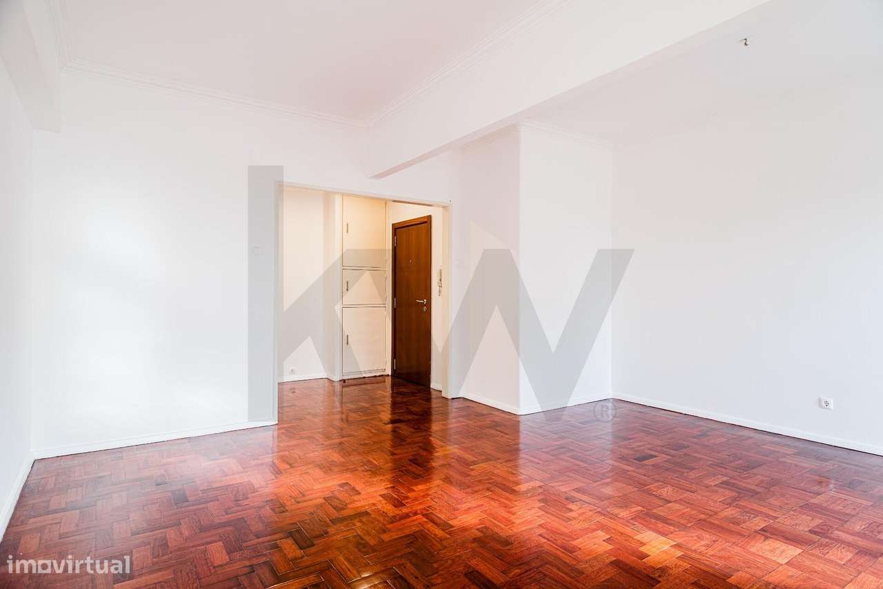 T3 remodelado e equipado no Restelo para arrendar e ser feliz! - Grande imagem: 4/25