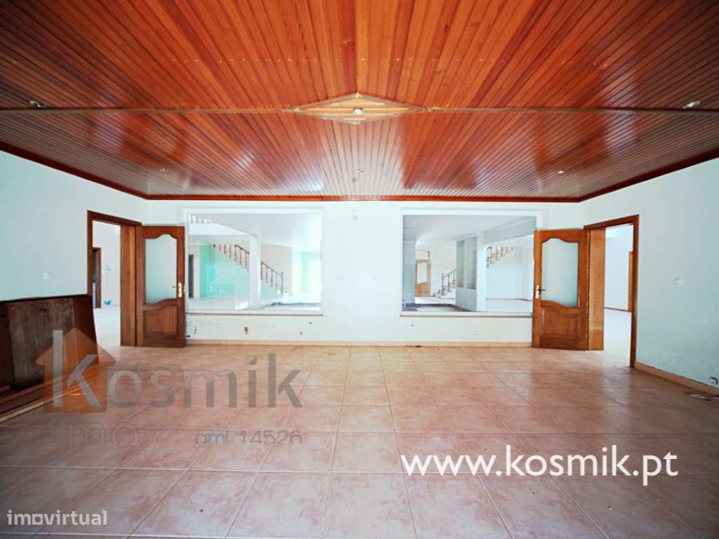 Moradia bifamiliar de Luxo para recuperar V5 + V5 :: Bucelas - Lour...-51