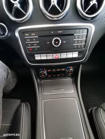 Mercedes-Benz A 200 d 4MATIC Aut. - 17