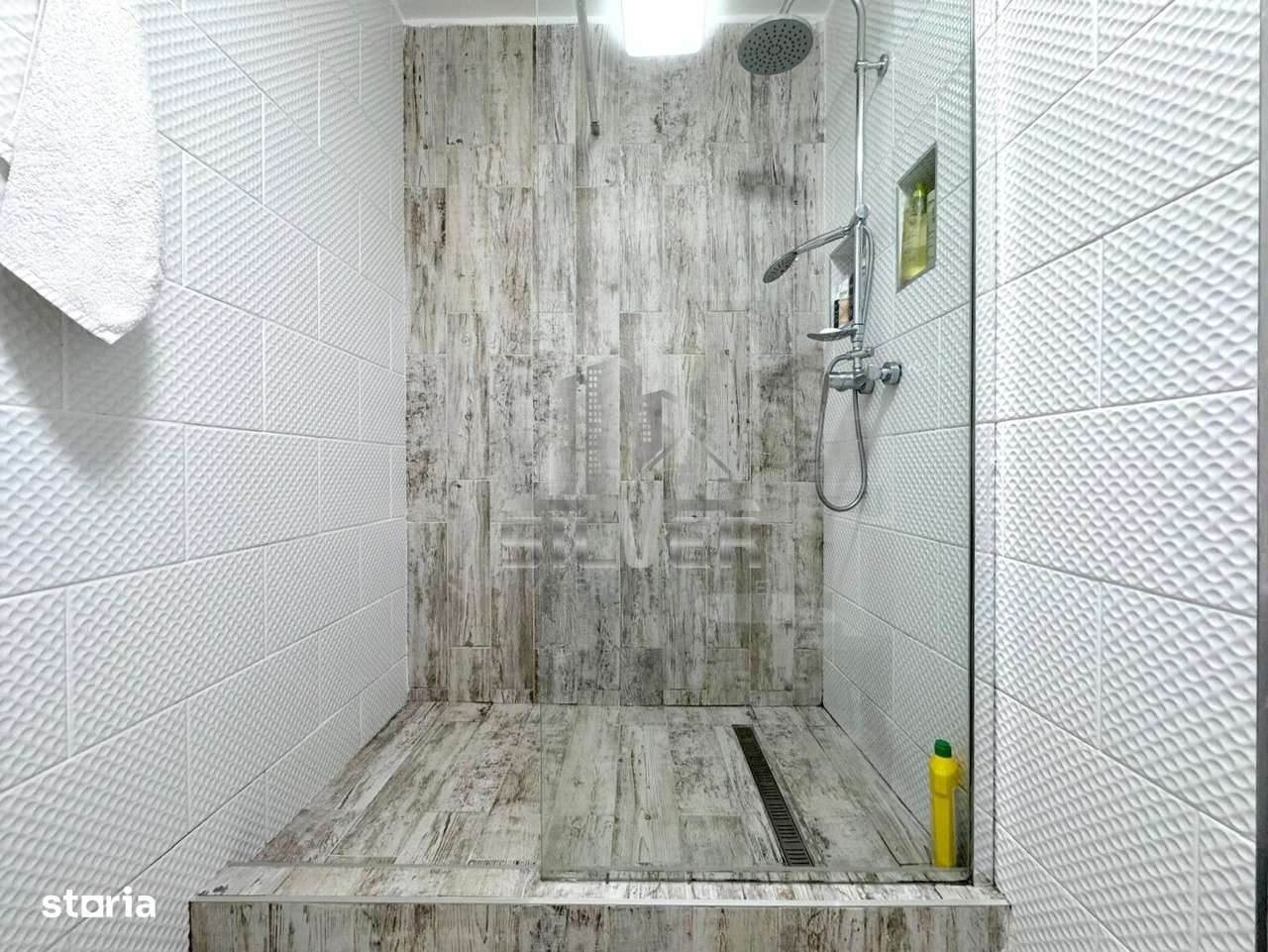 Apartament cu 2 camere+terasa de 23.6 mp/zona străzii Eroilor.-10