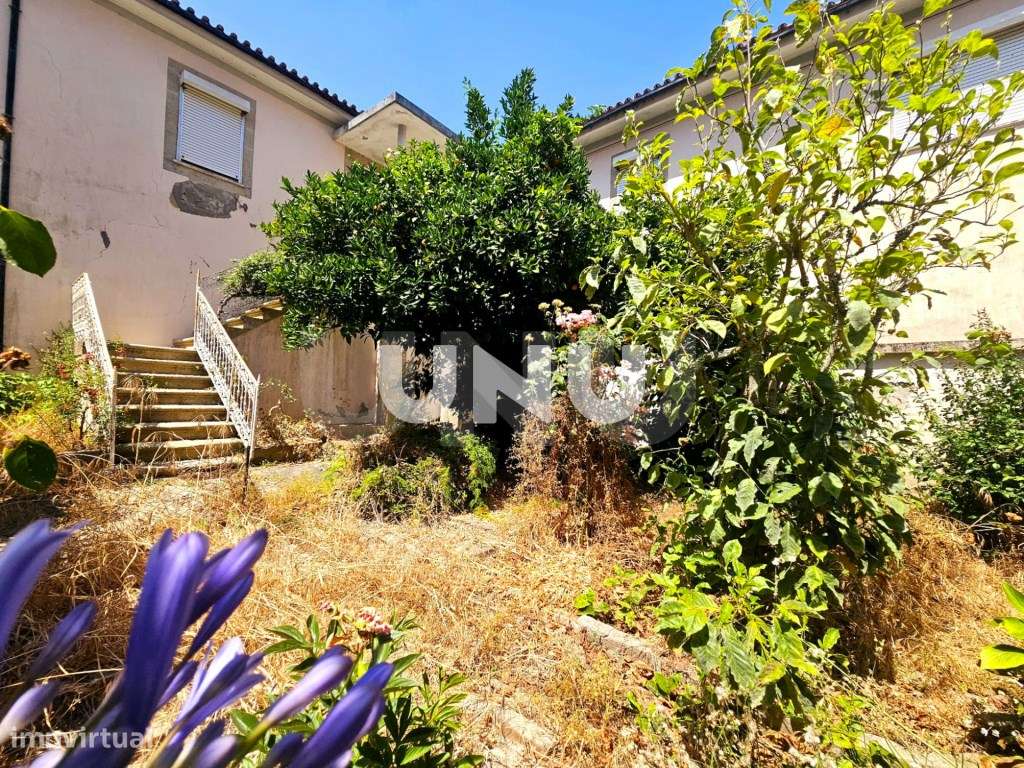 Moradia Isolada T4 - Áreas Amplas - Grande imagem: 3/35