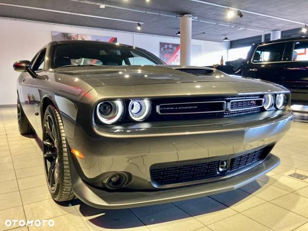 Dodge Challenger 5.7 R/T - 7