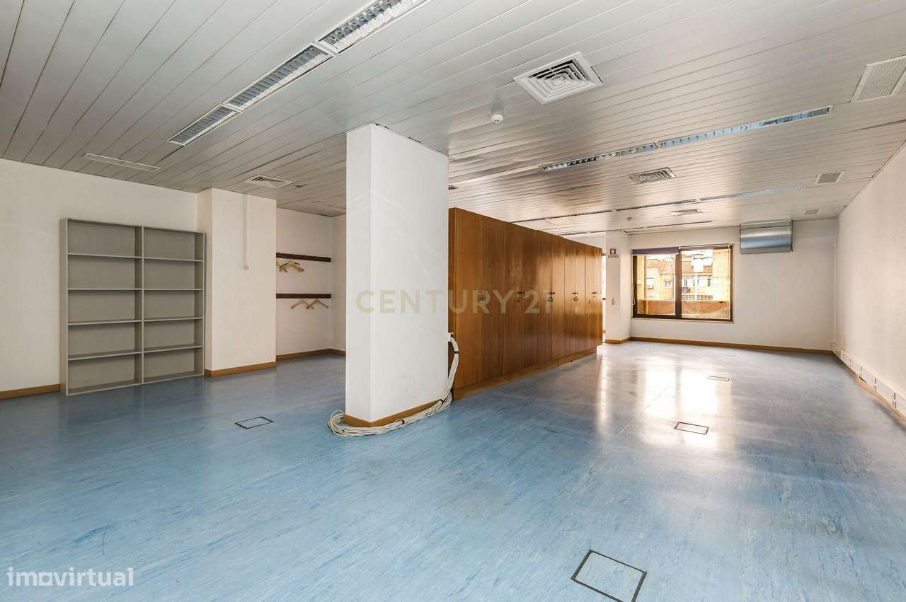 Escritório de 217 m² com  Estacionamento – Laranjeiras - Grande imagem: 5/13