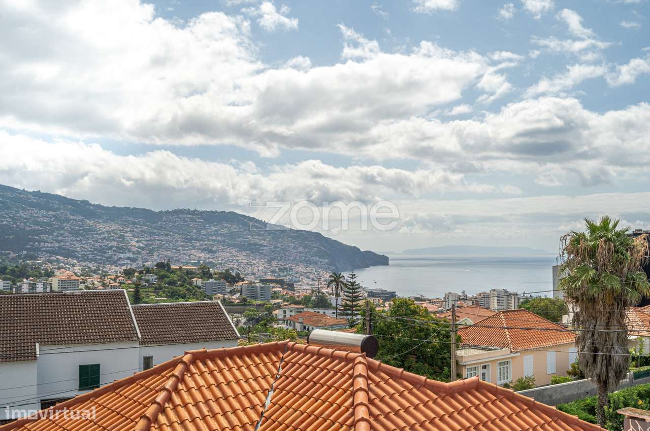 Moradia T5 Em Sao Martinho Funchal