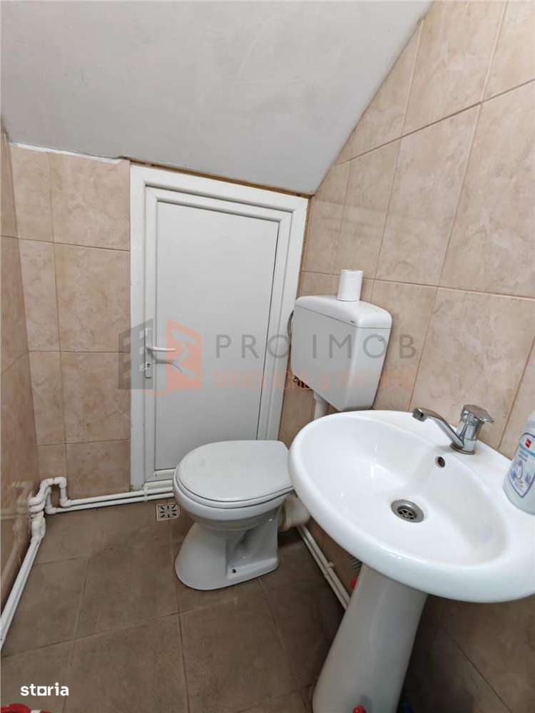 Spatiu comercial zona Brosteni - Imagine principală: 5/6