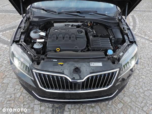 Skoda Superb 2.0 TDI DSG Premium Edition - 40