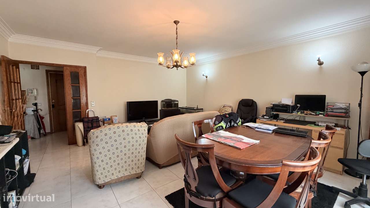 T1|Ermesinde|Grandes Áreas|Varanda|Garagem|Arrumos|Elevador - Grande imagem: 2/30