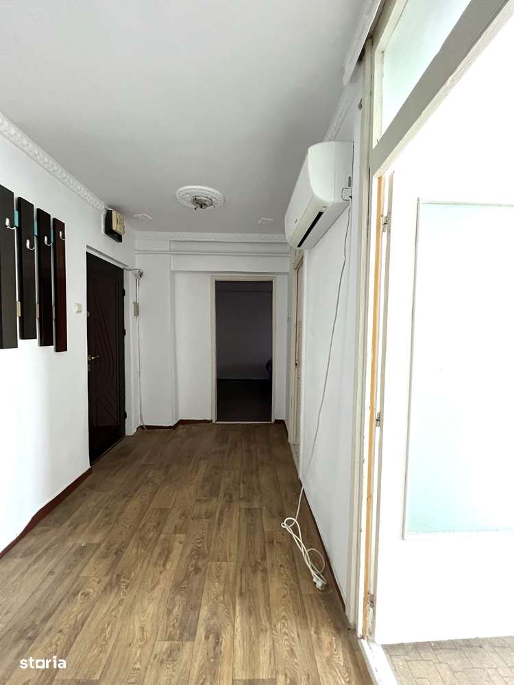 Apartament spatios, doua camere decomandate, etaj 4 din 4, IC Frimu - Imagine principală: 5/11