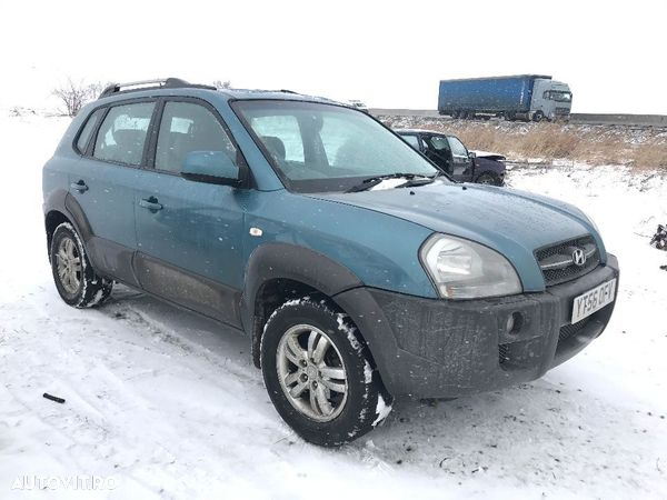 Dezmembrez Hyundai Tucson 2006 - 1