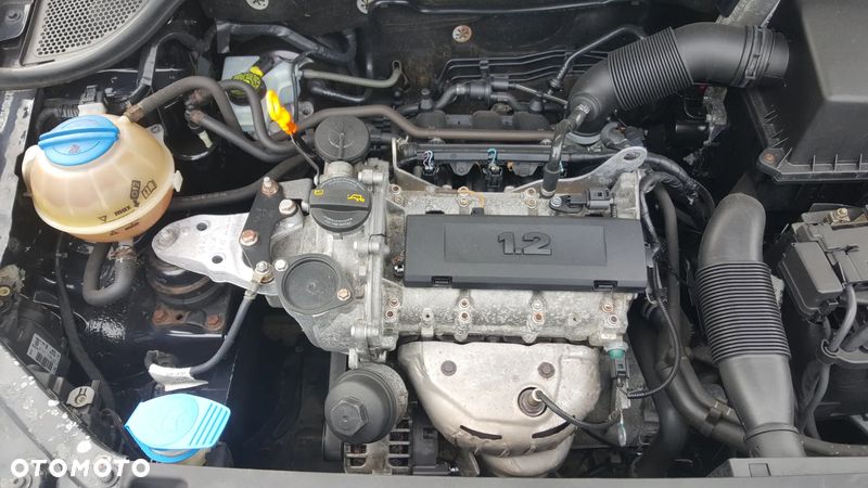 Silnik na czesci uszkodzony 1.2 B 12V CGPB Volkswagen Skoda Seat - 1