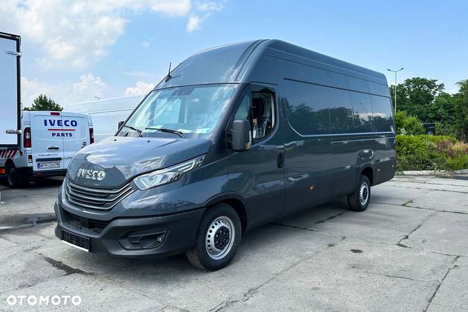 Iveco Daily L4H3 35S18V 18m3 pakiet CONNECT MANUAL - 17