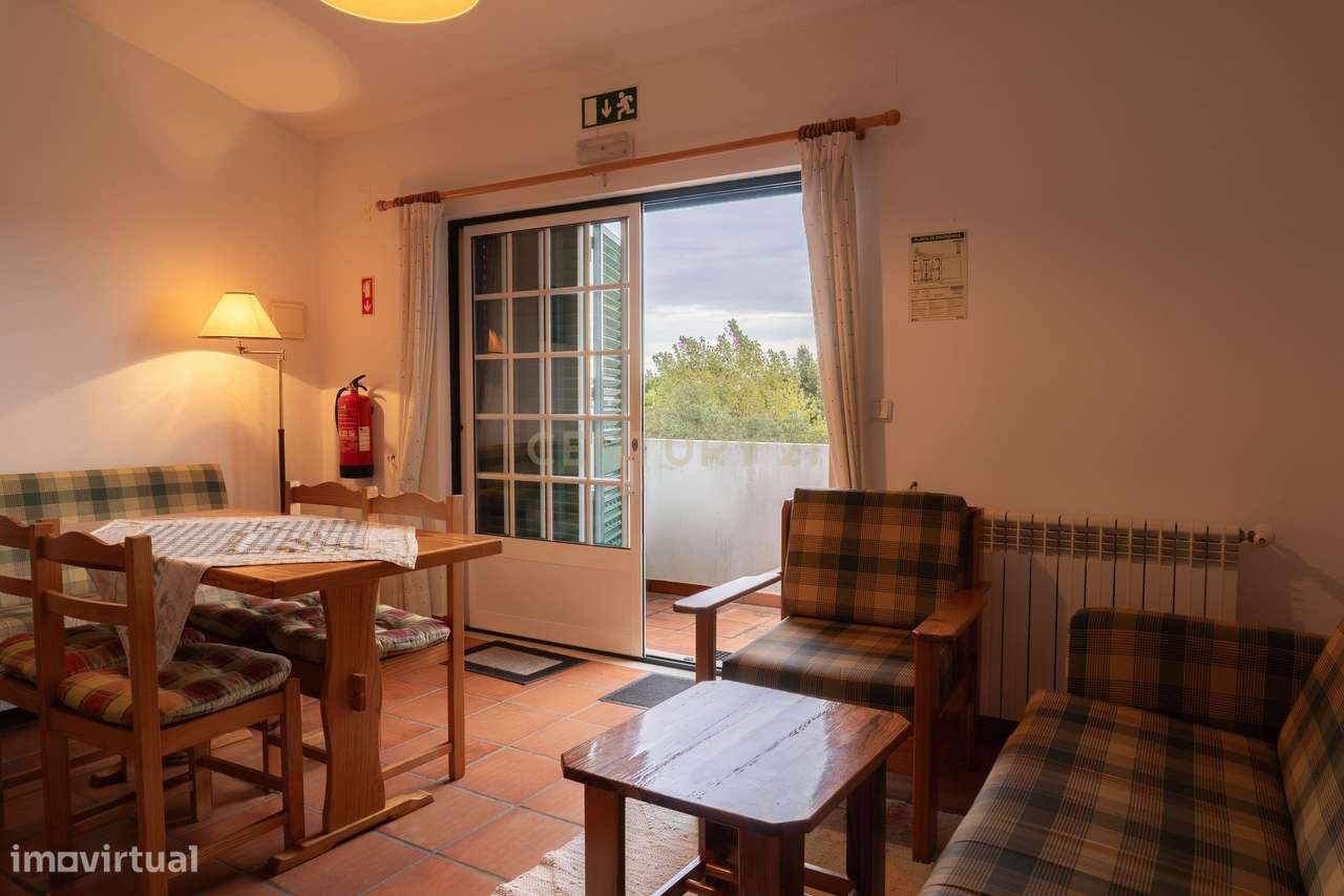 Oportunidade de investimento: edifício habitacional + piscina + terren-36